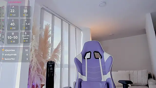 sofiawiliams online show from April 2026 07:58:01 PM