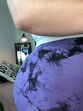 Viictoria-Jones online show from March 2026 12:10:02 PM