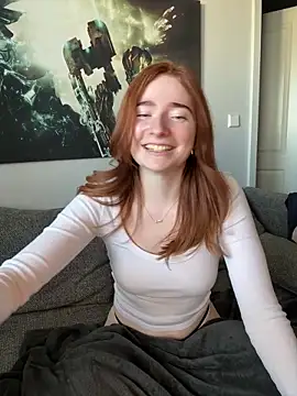 HoneyBunny18 online show from April 2026 01:41:01 PM