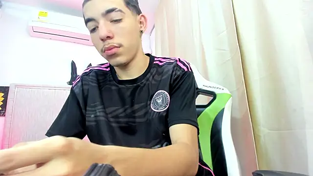 Bad bunnyy  online show from February 2026 12:17:01 PM