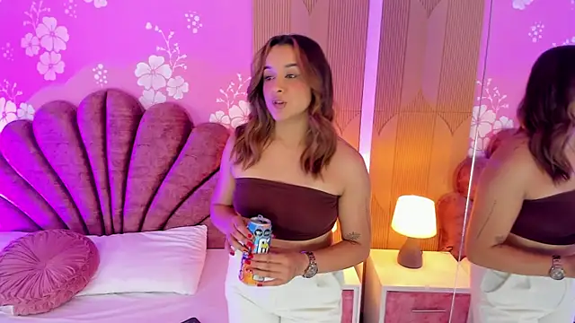 Sara colyn online show from March 2026 08:56:02 PM