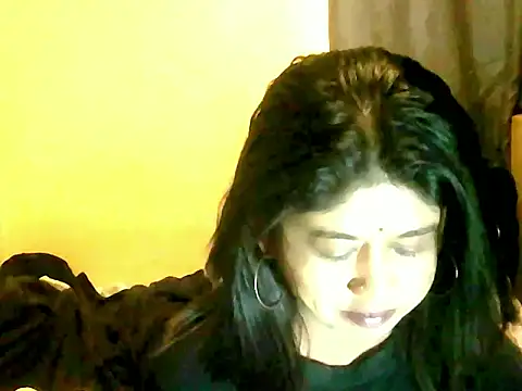 IndianPleasures21 online show from April 2026 04:52:02 AM