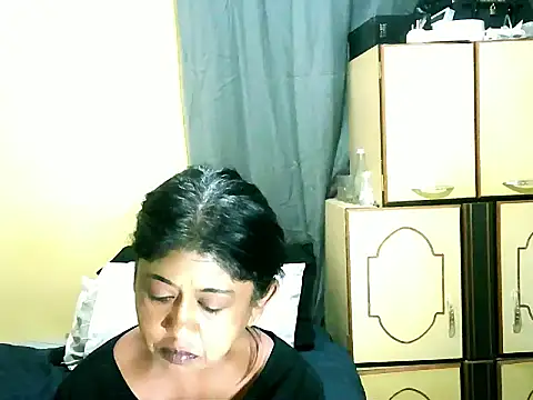 IndianPleasures21 online show from May 2026 05:51:01 PM