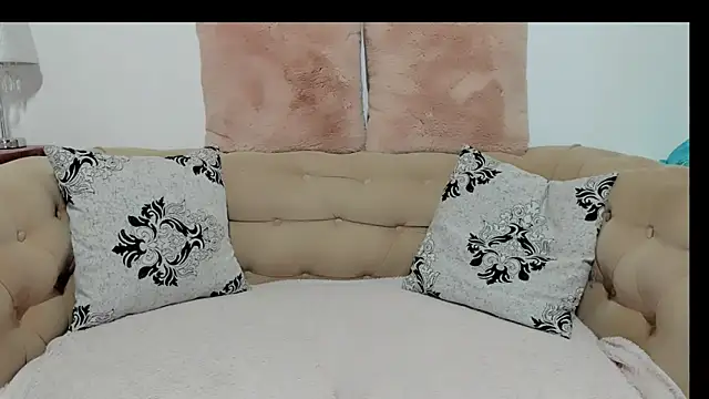 EnticingAmy online show from April 2026 07:39:01 AM