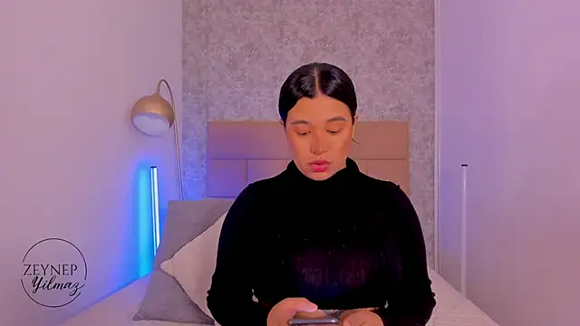 ZeynepYilmaz online show from April 2026 09:26:02 PM