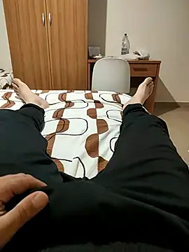 Mirco1981 online show from April 2026 09:15:01 PM