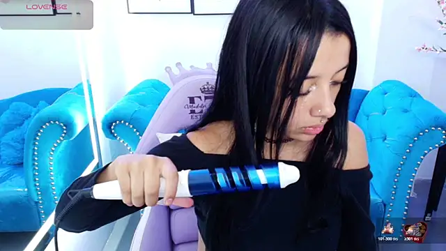 Chloe meoww online show from April 2026 07:58:01 PM