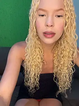 loirinha atrevida online show from April 2026 02:51:02 PM