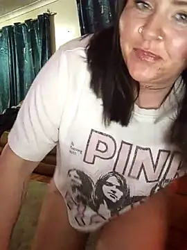 Kandi-kiss online show from April 2026 08:47:01 PM