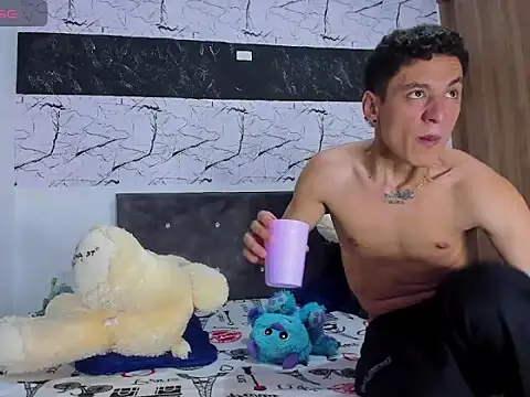 britney london xxx online show from March 2026 03:14:02 AM