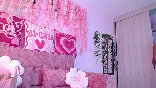 Ana  grace online show from June 2026 11:40:01 PM