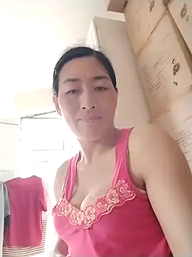 Snapshot of lris-Beauty77 chatting on February 2026 07:19:01 AM lris-Beauty77 online show from February 2026 07:19:01 AM