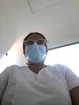 Lorenaluna online show from March 2026 02:50:01 PM