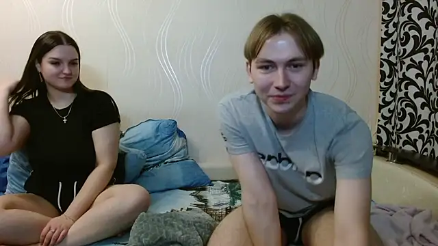 bighugs0 online show from April 2026 05:21:02 PM