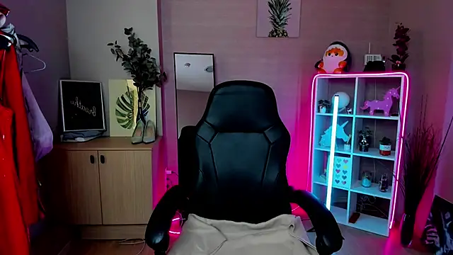 Snapshot of demetra__ chatting on February 2026 08:35:01 AM demetra online show from February 2026 08:35:01 AM