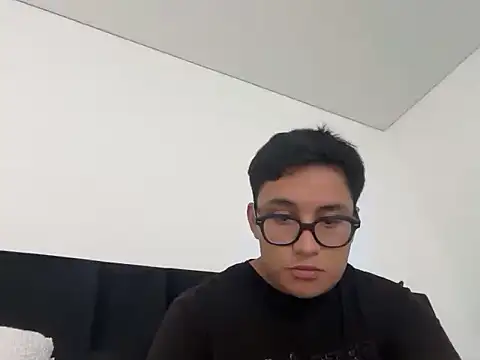 Snapshot of enzo_13 chatting on February 2026 09:45:01 PM enzo 13 online show from February 2026 09:45:01 PM