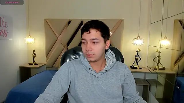 Snapshot of Julian_Smith21 chatting on February 2026 12:14:01 PM Julian Smith21 online show from February 2026 12:14:01 PM