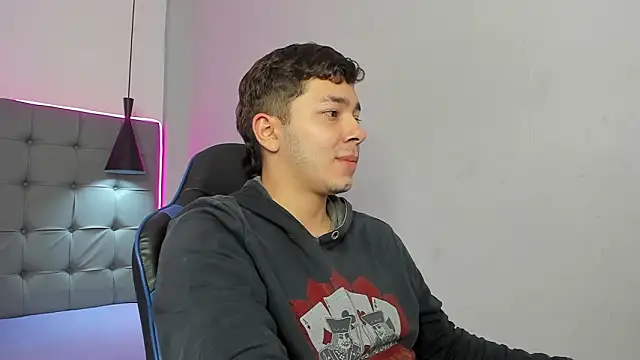 Snapshot of Julian_Smith21 chatting on February 2026 12:26:01 PM Julian Smith21 online show from February 2026 12:26:01 PM