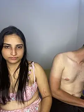 Snapshot of Beauty-and-the-beast- chatting on July 2026 09:03:02 PM Beauty-and-the-beast- online show from July 2026 09:03:02 PM