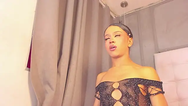 Snapshot of im_aliisson chatting on March 2026 05:08:02 AM im aliisson online show from March 2026 05:08:02 AM