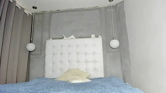 im aliisson online show from March 2026 01:48:02 PM