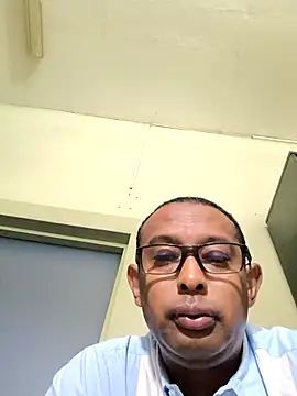 emperator13 online show from April 2026 10:29:01 AM