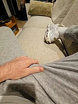 Snapshot of Kiffeur2Tn chatting on February 2026 11:03:01 PM Kiffeur2Tn online show from February 2026 11:03:01 PM