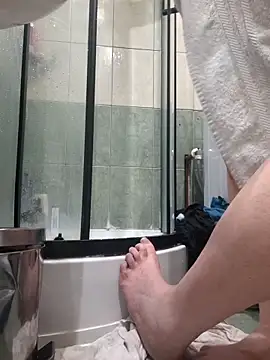 milffa online show from April 2026 09:04:01 PM