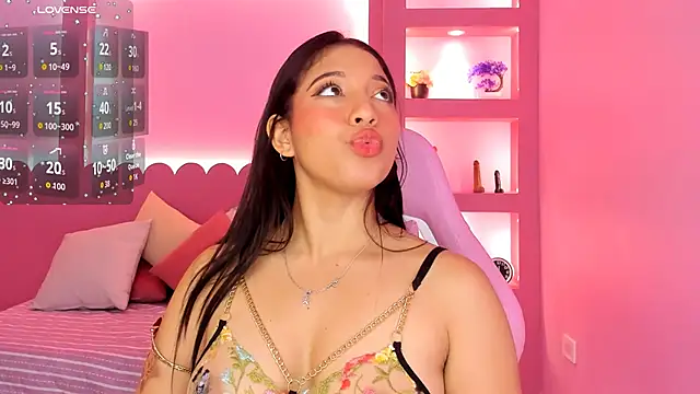 Holy Lux online show from April 2026 01:41:01 PM