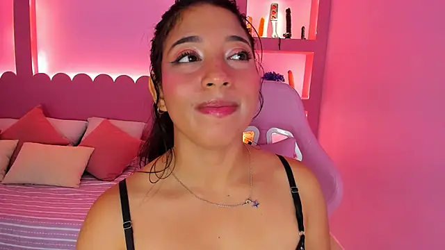 Holy Lux online show from April 2026 03:17:02 PM