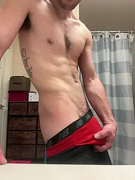 Snapshot of Aarondeweese27 chatting on March 2026 06:03:01 AM Aarondeweese27 online show from March 2026 06:03:01 AM