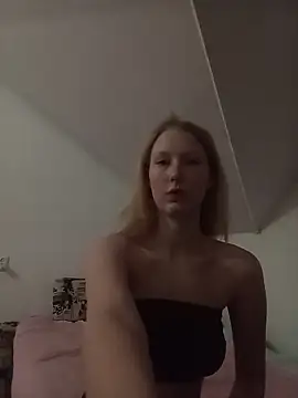 Snapshot of TanyaSavel chatting on February 2026 02:36:01 PM TanyaSavel online show from February 2026 02:36:01 PM