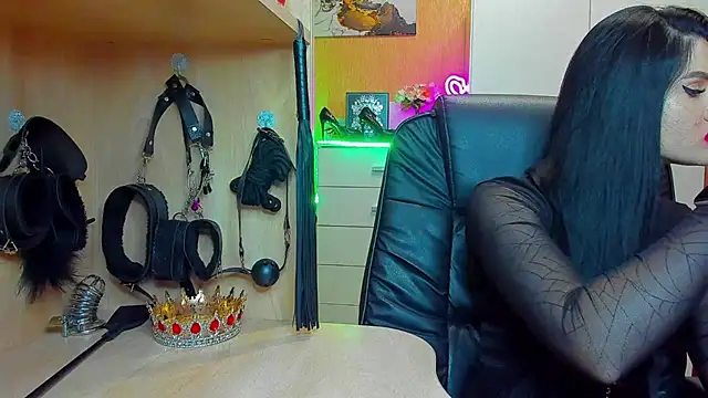 Snapshot of KristiTopxx chatting on September 2025 08:56:01 PM KristiTopxx online show from September 2025 08:56:01 PM