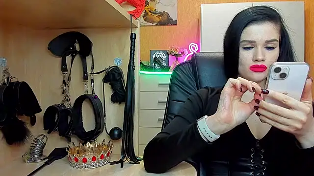 KristiTopxx online show from March 2026 05:47:01 PM