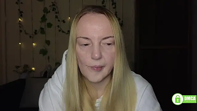 Snapshot of Bella_soulmate chatting on February 2026 12:57:02 PM Bella soulmate online show from February 2026 12:57:02 PM