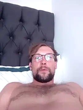 Snapshot of GaryJohnson79 chatting on July 2026 10:09:01 AM GaryJohnson79 online show from July 2026 10:09:01 AM