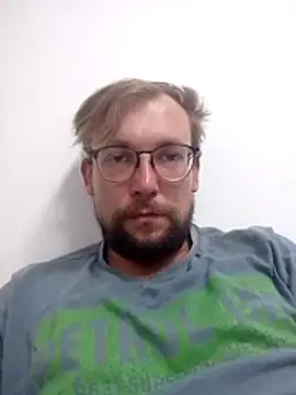 Snapshot of GaryJohnson79 chatting on July 2026 10:40:02 PM GaryJohnson79 online show from July 2026 10:40:02 PM