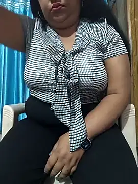 Moonae online show from April 2026 06:19:01 AM