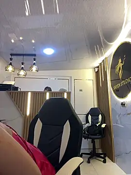 samira-grey online show from March 2026 01:28:01 PM