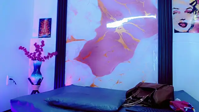 Valeria Linares online show from April 2026 03:34:01 AM