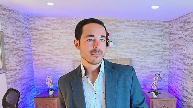 Adams Sanz online show from May 2026 08:37:01 PM