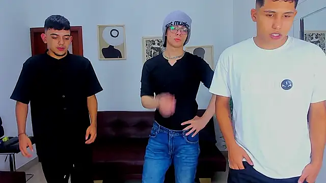 Snapshot of nobodyknows01 chatting on March 2026 07:54:01 PM nobodyknows01 online show from March 2026 07:54:01 PM