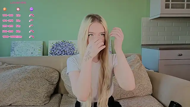 ChristinBland online show from April 2026 01:14:01 PM