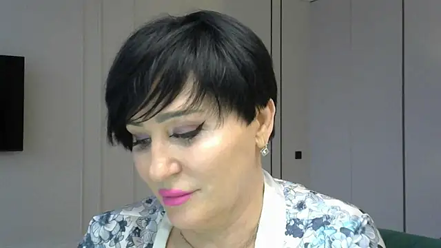 Snapshot of Kleotempt chatting on May 2026 01:13:01 AM Kleotempt online show from May 2026 01:13:01 AM