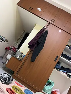 Varun 93 online show from February 2026 10:08:02 PM