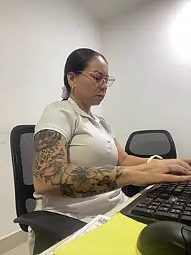 sweet wet dreamss online show from February 2026 01:36:01 AM