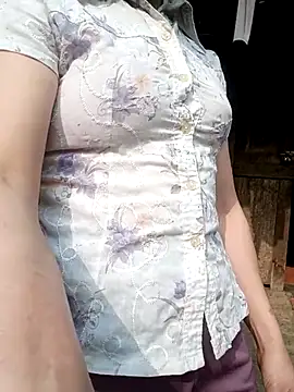 Snapshot of aus_queen007 chatting on March 2026 02:18:02 AM aus queen007 online show from March 2026 02:18:02 AM