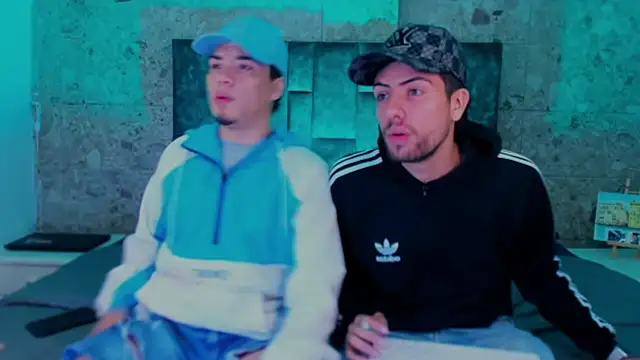 alex and christhoper online show from May 2026 07:13:01 AM