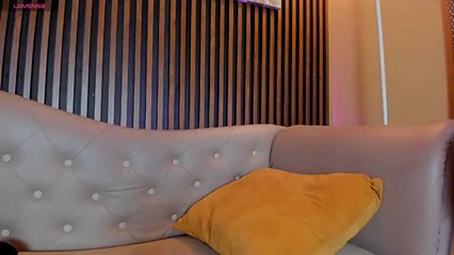Elisasue online show from June 2026 08:51:01 AM