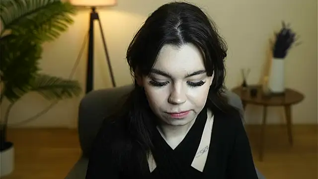 PerlaTurro online show from February 2026 10:24:01 AM